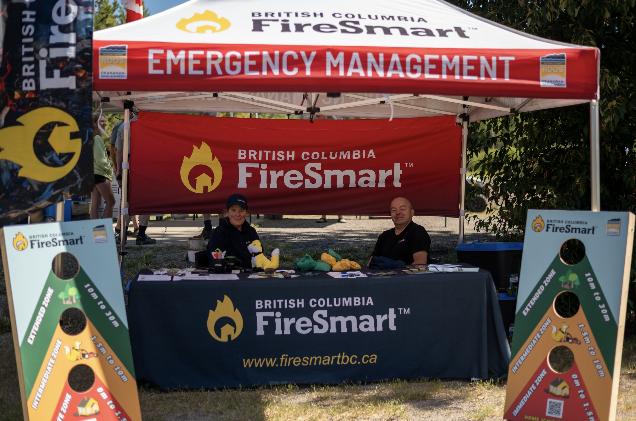 eastgate bc 2025 community day duck race fundraiser for eastgate fire protection society 3